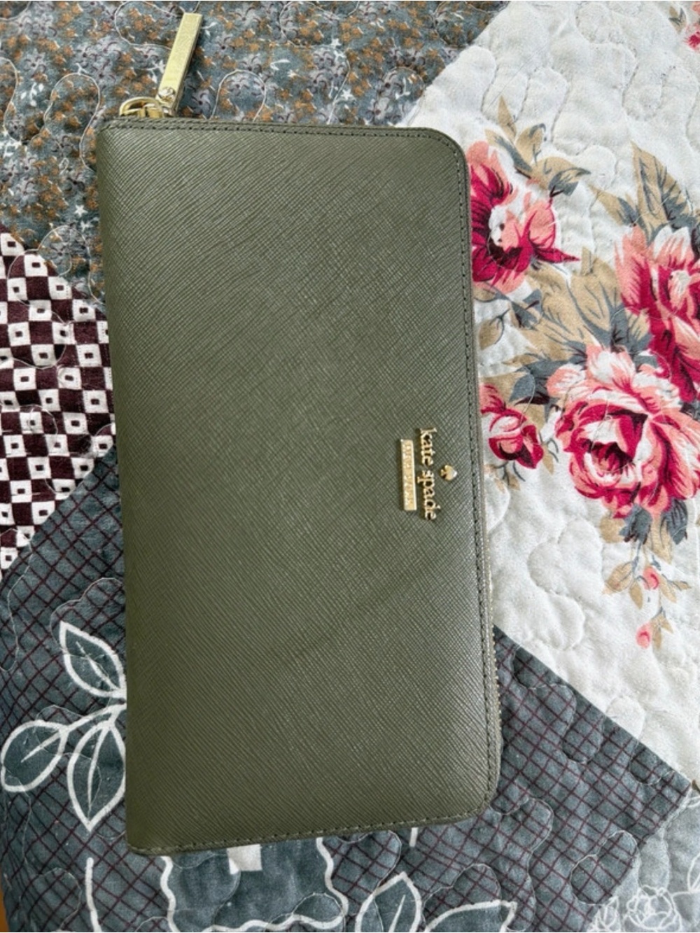 kate spade olive green zip-around saffiano wallet with gold logo
